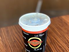 零度可乐-FATBURGER 特富客汉堡(外交公寓店)