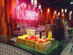 -K+全国连锁KTV(绿地缤纷天地店)