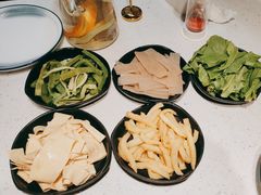 -三江源活鱼现烤(维多利摩尔城店)