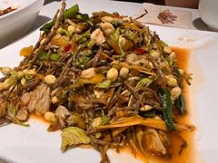 五朵金花-怡得饭庄·宋大妈昆明菜·始于1996(滇池海埂大坝店)