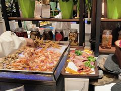 -松咖啡自助餐厅·松北香格里拉