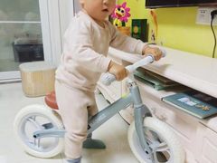-八爪矩阵极限运动馆·儿童平衡车·感统训练(南海子公园校区)
