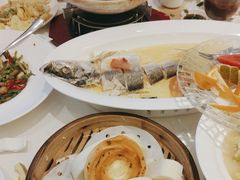 -万龙洲海鲜(大兴绿地缤纷城店)