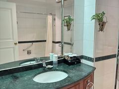 -汕头金海湾大酒店(万象城店)