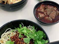 -一品郑记重庆牛肉米线馆(东泰路店)