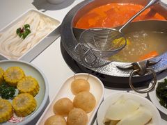 -左庭右院鲜牛肉火锅(金山万达店)