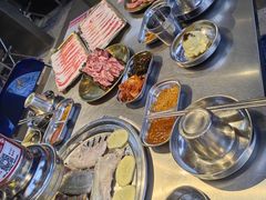 -哈哈碳都·牛肋条无限自助烤肉(台江万达店)