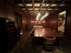 -恰餐厅及酒吧 CHAR Bar & Grill (北京丽都皇冠假日店)