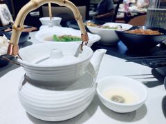 秘制牛骨清汤-新仙清汤牛腩(铜锣湾店)