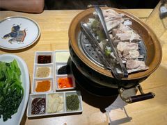 蒙料一八手把肉-蒙料·手把肉(望京店)