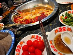 -憨孃孃·重庆老火锅(红山黑金店)