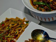 -三湘四水正宗湘菜(君峰路店)