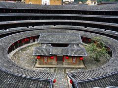 -初溪土楼群