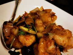 黑蒜大千爆虾球-北京四季酒店·采逸轩