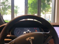 -TESLA 特斯拉(上海太古汇体验店)