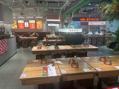 -成都你六姐·牛肉冒菜(信泰中心商场店)