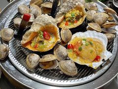 -围炉肉舍•炭烤活鳗•丹东海鲜烤肉(步行街店)