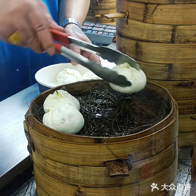 东门新晋排队王——鬼包子👻