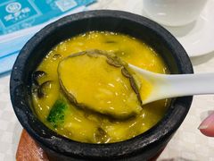 石锅脆米煮鲜鲍鱼-望乡楼上海菜(日月光店)
