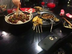 -何师烧烤·香辣蟹·川菜·30年老品牌(太古里旗舰店)