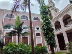 -香港大学