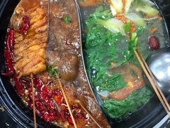 鸳鸯锅-灌县老妈砂锅串串香(万科红生活广场店)