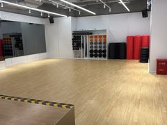 -乐刻运动健身(蓝润摩里中心店)