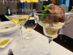 -龙虾酒吧扒房(宁波香格里拉店)