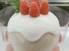 -花花卷卷·鲜食蛋糕(静安久光百货店)