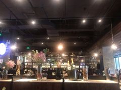 -Carbon莫卡哆·意大利复古集市餐厅(杭州大厦店)