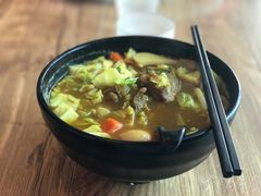 -玛格萝妮(汇智国际商业中心店)