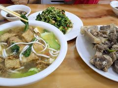 -苏莱特色牛骨滩羊手抓馆(长城东街总店)