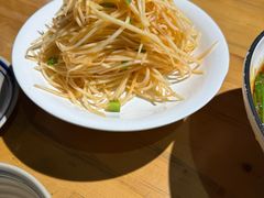 -蜗牛的家旅行主题云南菜餐厅.小酒馆(护国寺店)
