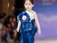 -潮童星少儿模特形体培训(郑州总校)
