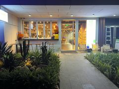 -ommo cafe(半岛城邦店)