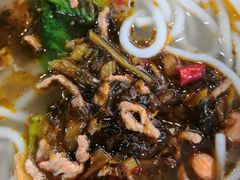 酸菜肉丝米粉-农园餐厅(北京大学店)