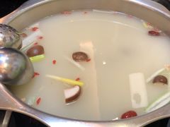 -小叫驴养生驴肉火锅(龙游店)