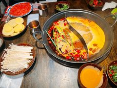 酸汤鸳鸯锅-冯校长老火锅(广州正佳广场店)
