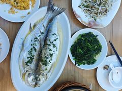清蒸白鱼-品鲜村农家菜·阳澄湖大闸蟹(总店)
