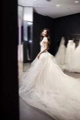 -Vera Wang婚纱礼服旗舰店