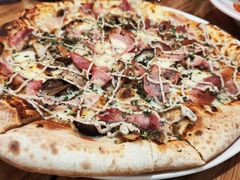 -城市大道红炉披萨烘焙坊