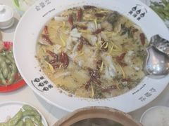 -渔语鱼酸菜鱼新川菜(来福士店)