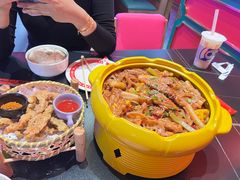 -多嘴超级肉蟹煲(杉杉国潮主题店)