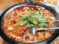 -都江堰石锅鱼