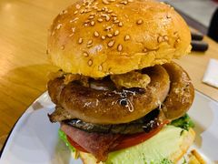 德国盘肠汉堡-HELLO 27 意面·沙拉·帕尼尼