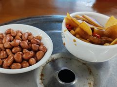 椒盐花生米-蚝得喜海鲜(东城店)