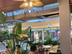 大堂-何师烧烤Pro ·江湖川菜·小龙虾·精酿(太古里旗舰店)