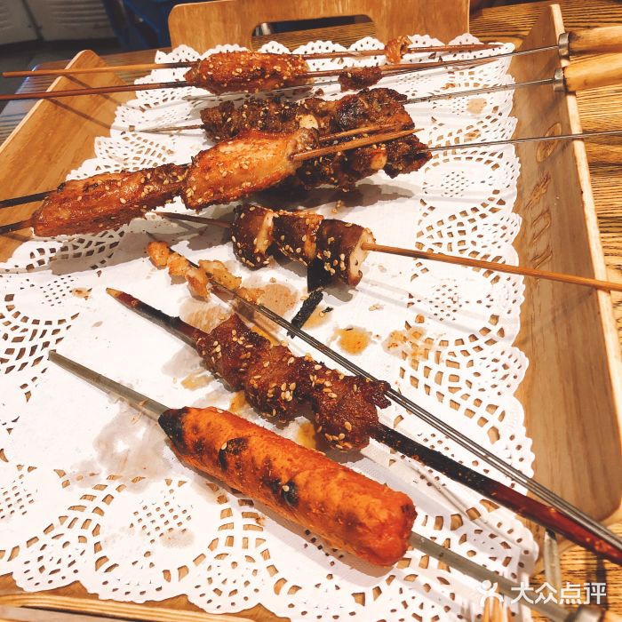 聚串门儿·东北烧烤(信义坊店)图片