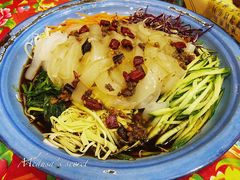 -闯关东东北农家菜(崂山石老人店)