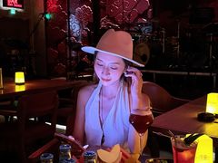 -FOUR PLAY BAR